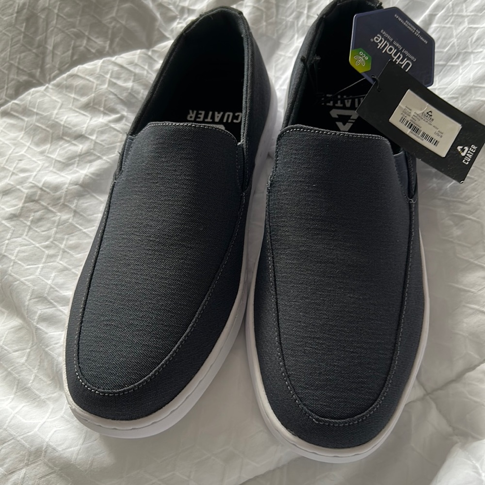 Travis Mathew Cuater size 8 Sneakers